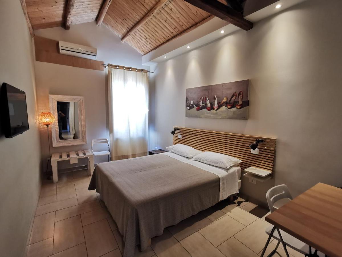 B&B Re Umberto Milazzo Exterior foto